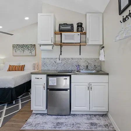 Tiny Home Near Usf And Downtown! Patio, Fast Wi-Fi